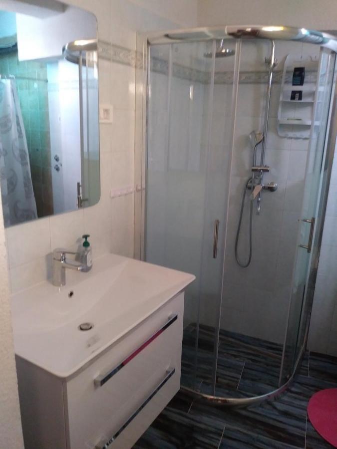 Apartment Lucija Нови-Винодолски Экстерьер фото