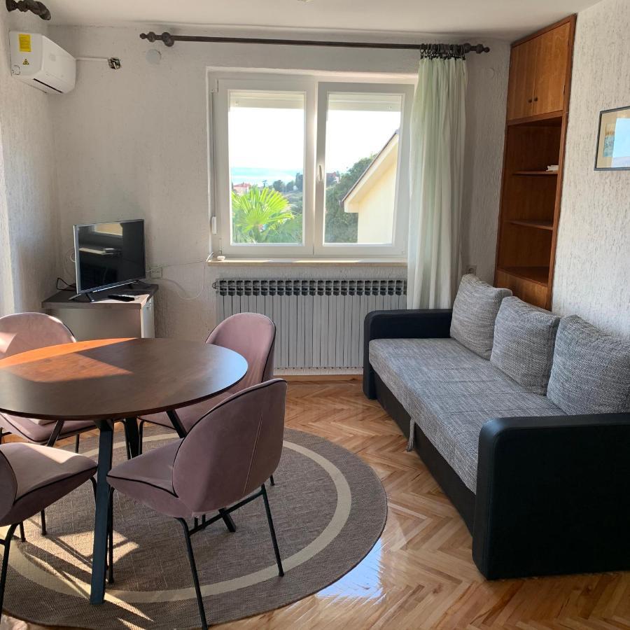 Apartment Lucija Нови-Винодолски Экстерьер фото